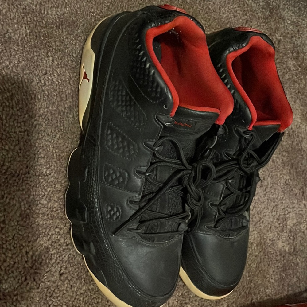 Air Jordan 9 Low - Black / White used